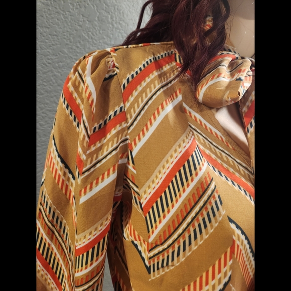 Retro Pussybow Blouse - Picture 6 of 16